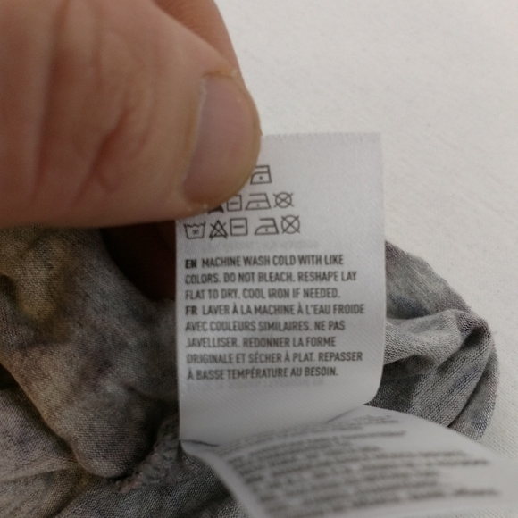 American Eagle Soft & Sexy Gray and Purple Floral Top Size S - Picture 7 of 10